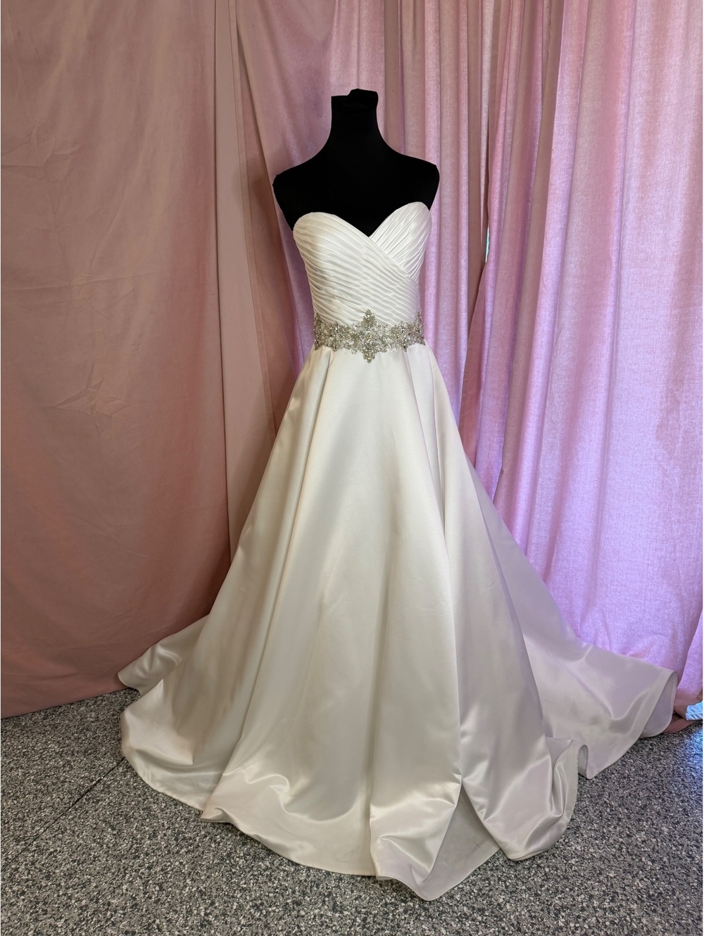 Mori Lee Strapless Ivory Wedding Dress with Beaded Waist Detail Size 14